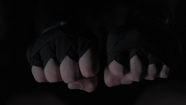 Kickboxen MMA Boxen Bandagen H&auml;nde F&auml;uste