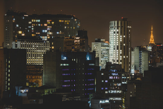 Centro de S&atilde;o Paulo com vista para o edif&iacute;cio Copan