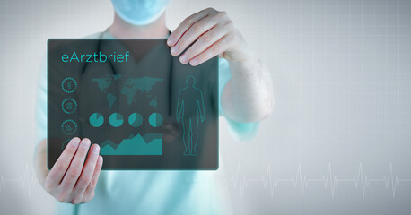 eArztbrief (Elektronischer Arztbrief). Arzt hält virtuellen Brief mit Text und einem Interface....
