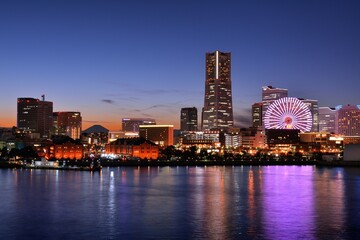 Fototapeta na wymiar 横浜の夕景