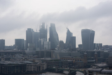 Fototapeta na wymiar Foggy London