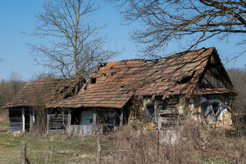 Sunja, Croatia, 05,04,2021: Abandoned traditional old wooden house.&nbsp;
