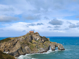 Fototapeta na wymiar lighthouse in the sea