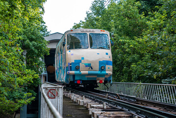 Naklejka premium Kyiv, Ukraine. July 20, 2021. Funicular, connecting Uppertown and Podil along the steep Volodymyrska Hill
