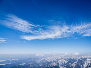 冬の伊吹山山頂からの山の景色