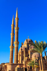 Fototapeta na wymiar Al Sahaba mosque in Sharm El Sheikh, Egypt