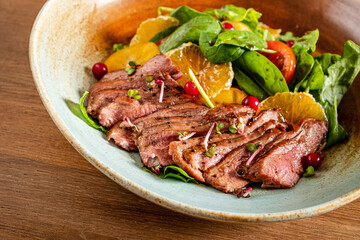 beef with spinach and orange