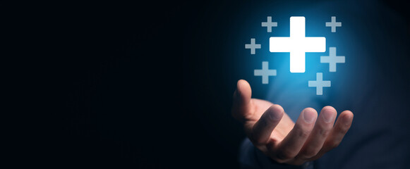 Obraz premium Man Touching the health Icon on Screen