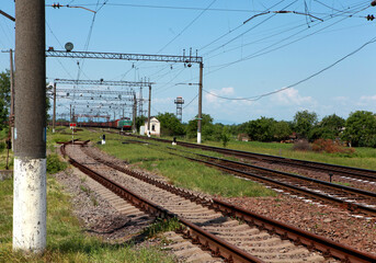 Obraz premium railroad tracks in the countryside