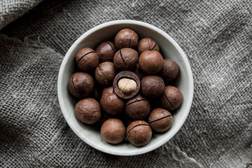 macadamia nut in a cup, macadamia key