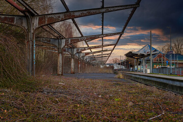 Der verlassene Bahnhof 