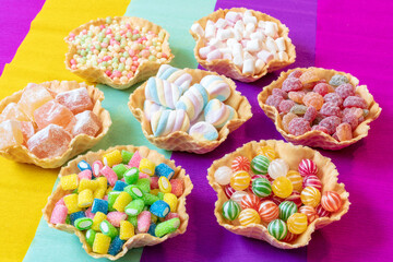 Leckere und bunte Süßigkeiten