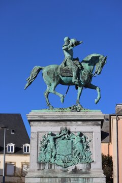 Guillaume II Orange-Nassau, king of Netherlands, Grand Duke of Luxembourg. Green bronze equestrian statue, stone base with coat of arms, in Knuedler, Luxembourg