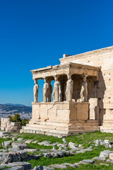 Obraz premium Caryatides, Erechtheion temple Acropolis in Athens, Greece