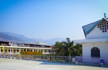 A beautiful house images in mountains