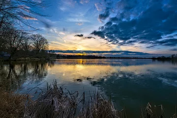 Foto op Canvas sunset over the lake © David Arment