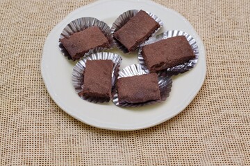 手作りのチョコレート菓子