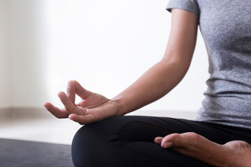 Obraz premium person doing yoga