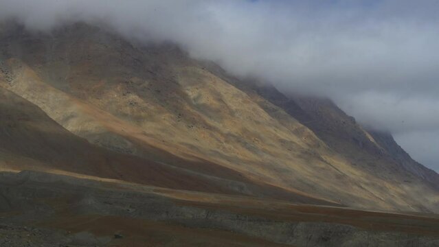 Timelapse Mountains in the desert - Antofagasta - Chile