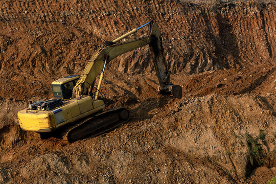 Chongqing countryside - excavator slope protection work