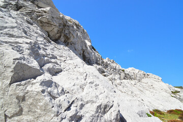 白い海岸と青空