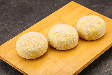 Raw potato zrazy for cooking