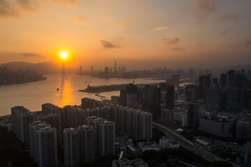 Obraz premium Aerial view of Hong Kong city sunset