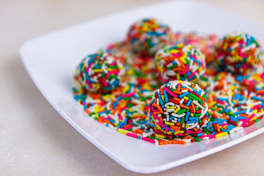 brigadeiro colorido