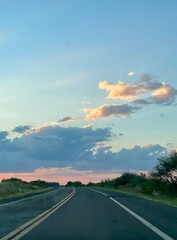  O sol como uma brasa que ainda arde