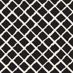 Naklejka premium Vector seamless hand-painted pattern. Abstract decorative background with brush strokes. Monochrome hand-drawn texture.