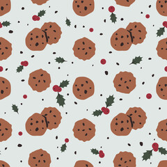Seamless pattern with chocolate chip cookie and Holly leaves on a beige background. Christmas vector illustration.