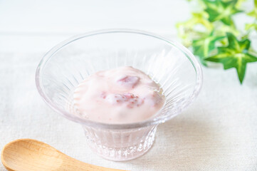 イチゴヨーグルト