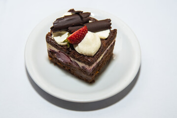chocolate cake with strawberries of decoration