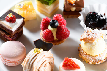 プティフールの盛り合わせ