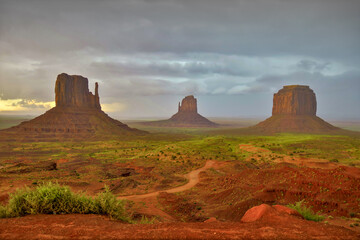 Monument Valley, Arizona, Utah, USA, Sentinel Mesa, West Mitten Butte, East Mitten Butte Merrick Butte