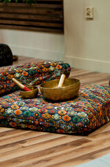 Masaże ayuweryskie, masaże ajuweryjskie i orientalne detale w salonie masażu, lecznicze kamienie