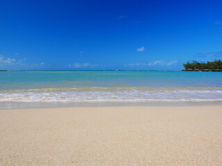 ハワイ、オアフ島、晴天のカウェラベイビーチパーク