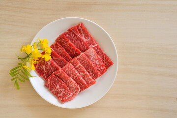 国産  黒毛和牛 焼肉用 モモ　