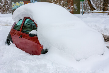Car below snow