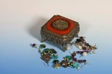 casket with jewelry