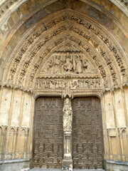 entrance to cathedral 