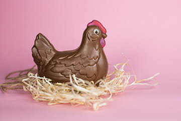 chocolate chicken with eggs on the nest