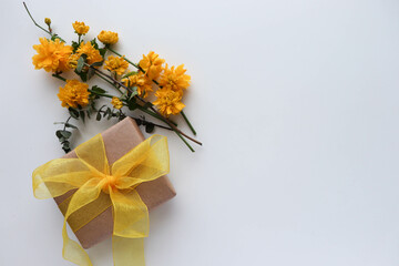 bouquet of yellow flowers