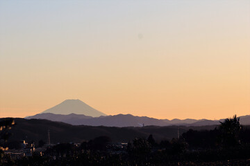 富士山の見える夕景