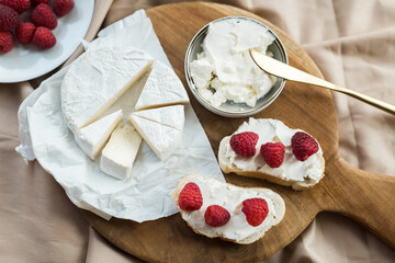 aesthetic breakfast camembert, cream cheese and raspberries