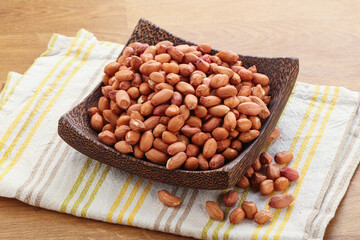 Raw peanut heap in the bowl