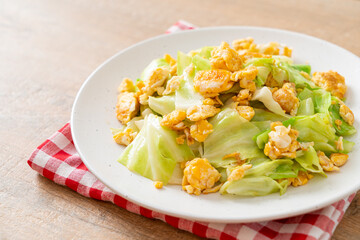 homemade stir-fried cabbage with egg