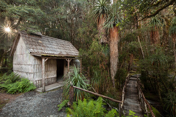 Het badhuis in de tuin van Waldheim Chalet op Cradle Mountain