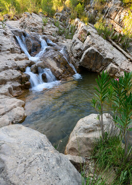 Pequeña cascada denominada el Charco de Las Lumbres, cerca de la población de Chera, en la provincia de Valencia. Comunidad Valenciana. España. Europa