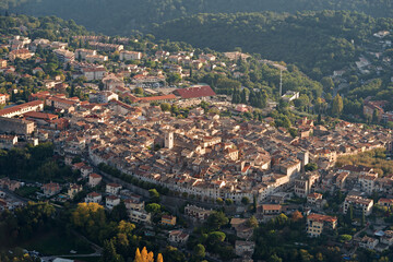 Obraz premium The medieval city of Vence is set in the hills of the Alpes Maritimes department in the Provence-Alpes-Cote d'Azur region in southeastern France between Nice and Antibes.